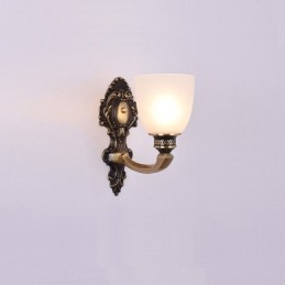 Luxuriöse, rustikale Wandleuchte aus reinem Messing im Retro-Vintage-Stil mit 1 Kerze und Glasschirm, speziell für Hotels, Büros, Ausstellungsräume, Wohnzimmer und Esszimmer