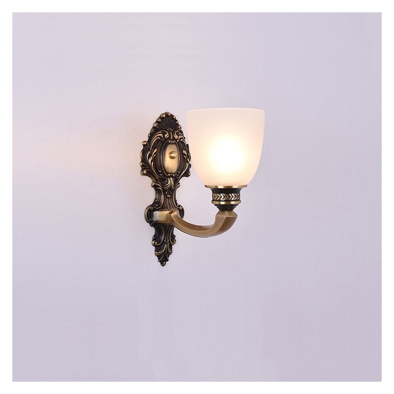 Luxuriöse, rustikale Wandleuchte aus reinem Messing im Retro-Vintage-Stil mit 1 Kerze und Glasschirm, speziell für Hotels, Büros, Ausstellungsräume, Wohnzimmer und Esszimmer