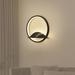Nordische Wandleuchten für den Innentreppengang am Bett