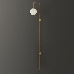 Moderne Globe Wandleuchte aus gebürstetem Goldglas