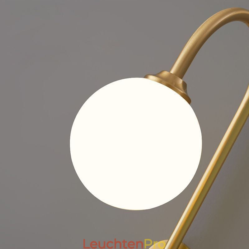 Moderne Wandleuchte aus gebürstetem Gold