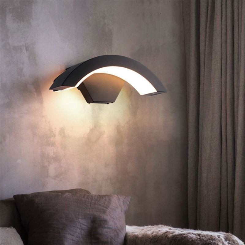 Minimalistische Aluminiumlampe Garten Wasserdichte Halbmond-Wandleuchte