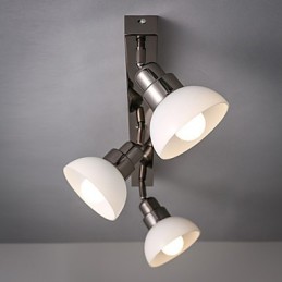 Unterputz-Trinalkopfleuchte, weißes Glas, Aluminiumrahmen, modisch, modern