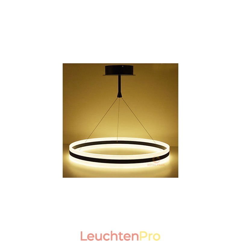 Moderne Pendelleuchte im schlichten Stil für die Innendekoration