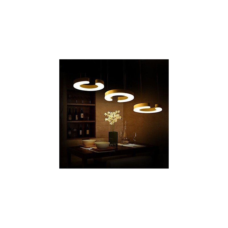 Drei C-Typ Acryl Kronleuchter Kronleuchter