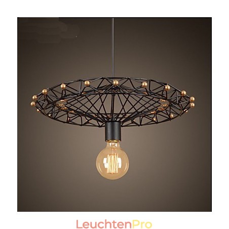 Amerikanischer Kronleuchter im Landhausstil aus Eisenindustrie Amerikanischer Kronleuchter im Landhausstil aus Eisenindustrie